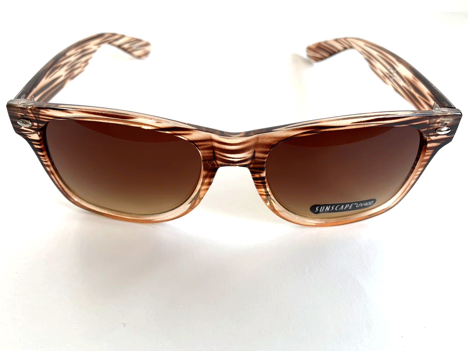 Urban Outfitters | Hardwood - top view - moorganstern