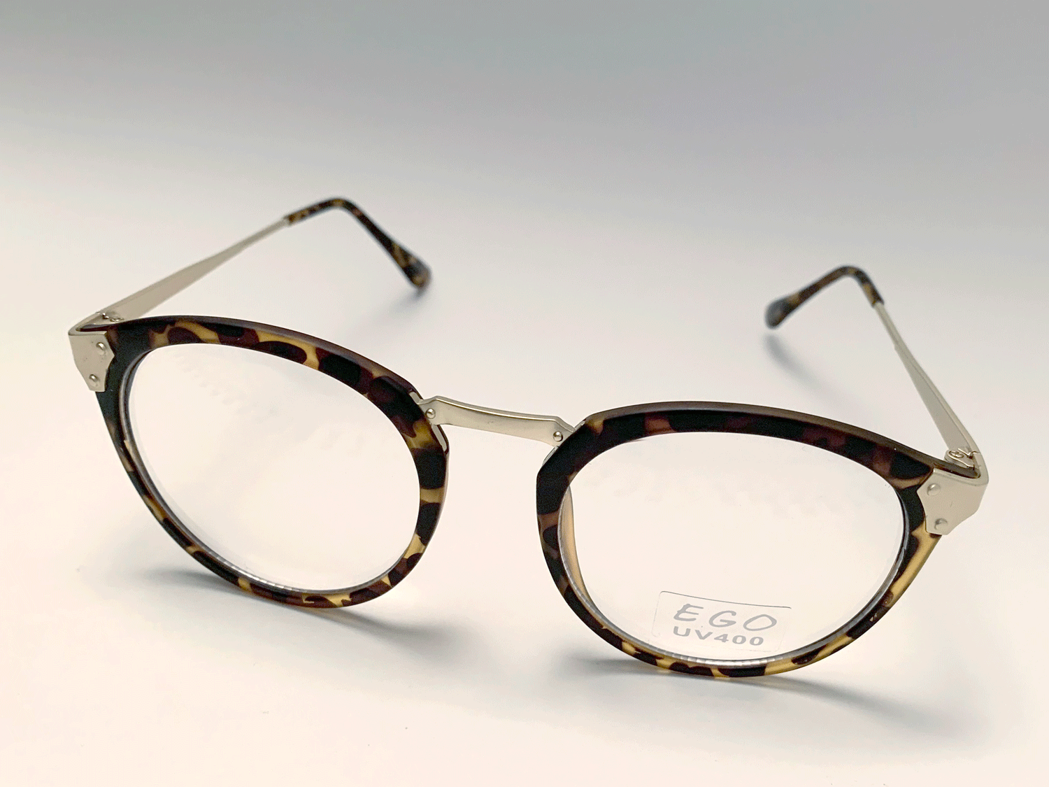 Vasega Tortise sunglasses 3/4 view| Ego - moorganstern